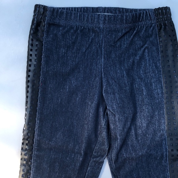 Ragdolls and Rockets Girl Leggings - Picture 2 of 4